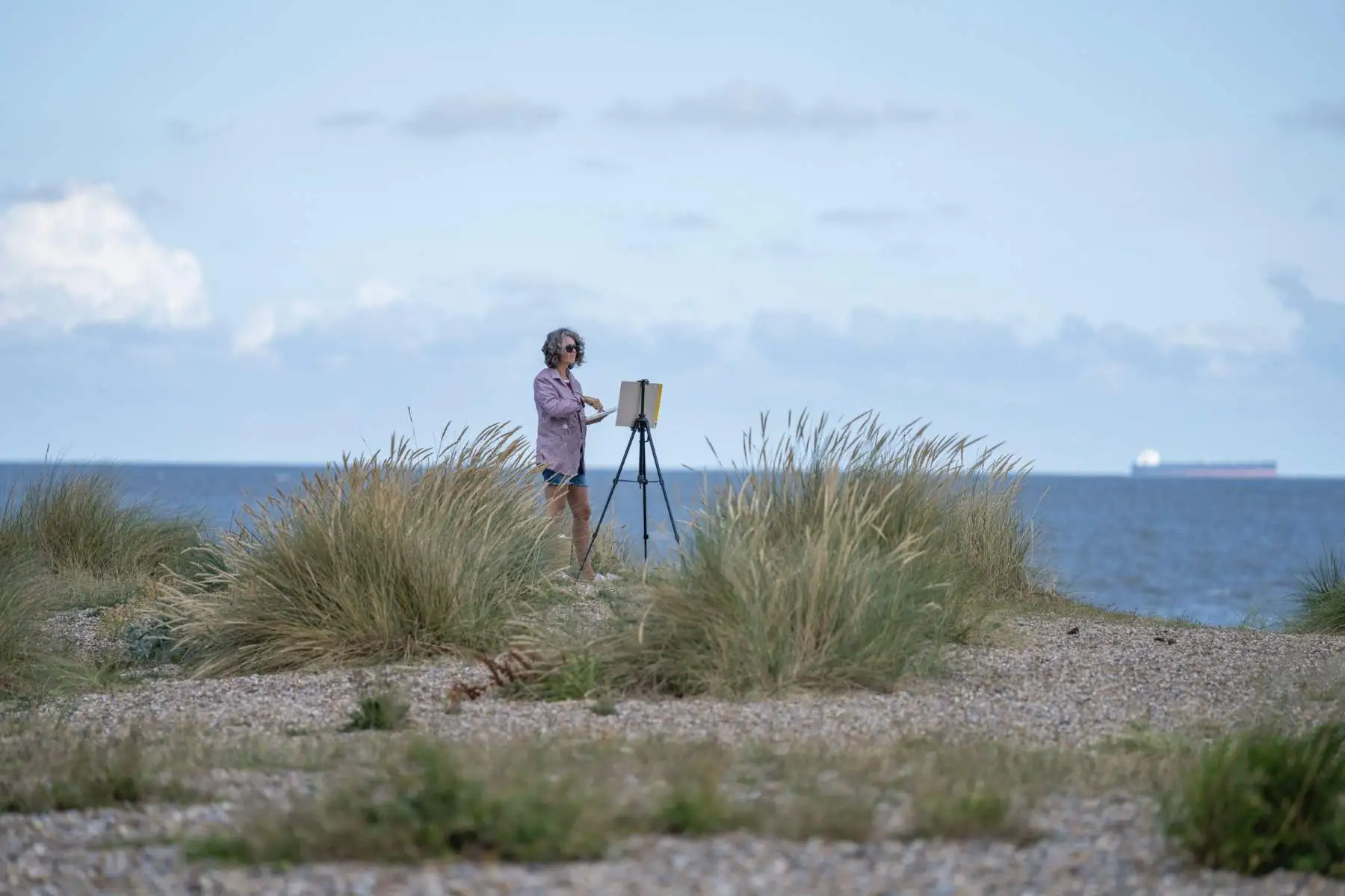 artist on Lowestoft beach